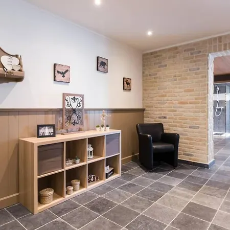 Apartamento Spacious Aan Damse Vaart @ *