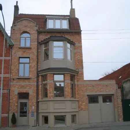 Apartamento Spacious Aan Damse Vaart @ *